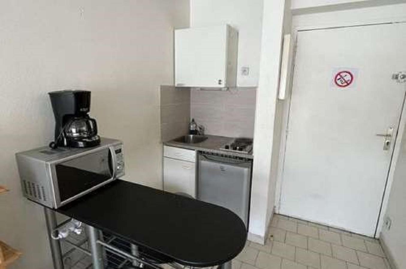 Beau Studio , Ensoleille, Wifi, Etage 5 Ascenceur Apartment Marseille Exterior photo