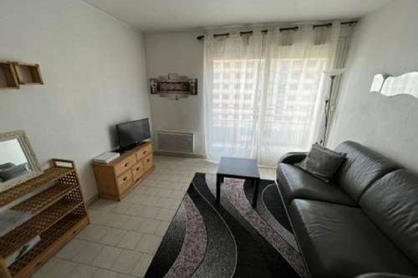 Beau Studio , Ensoleille, Wifi, Etage 5 Ascenceur Apartment Marseille Exterior photo